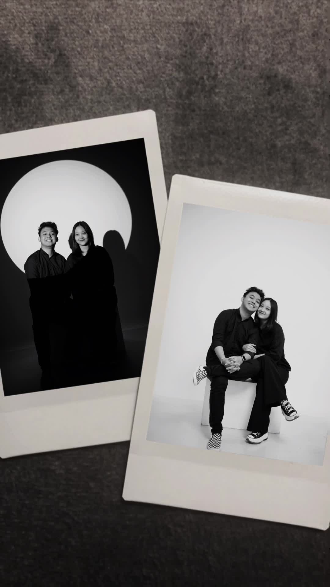 Dua foto studio hitam putih Brian dan Sasa